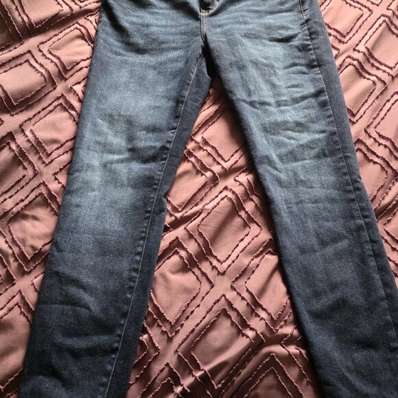 Jeans - Picture 6 of 10